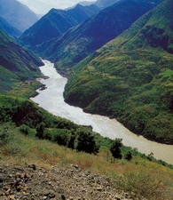 丽江虎跳峡天气